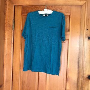 NWOT.  X-RAY Comfort Tee, men’s Medium.